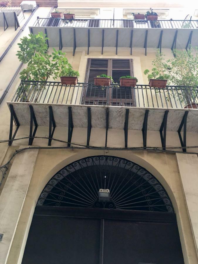 Casa Tea: Nel Cuore Del Centro Storico Palermo Dış mekan fotoğraf